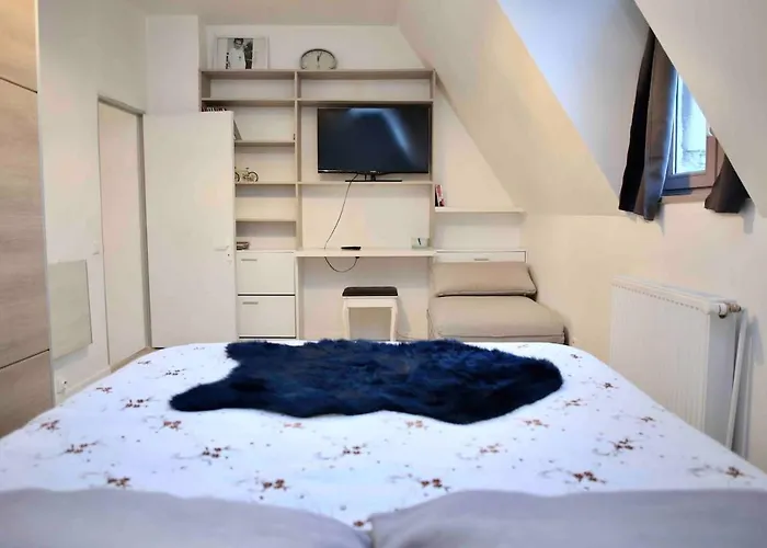 Holiday home Vives Les *